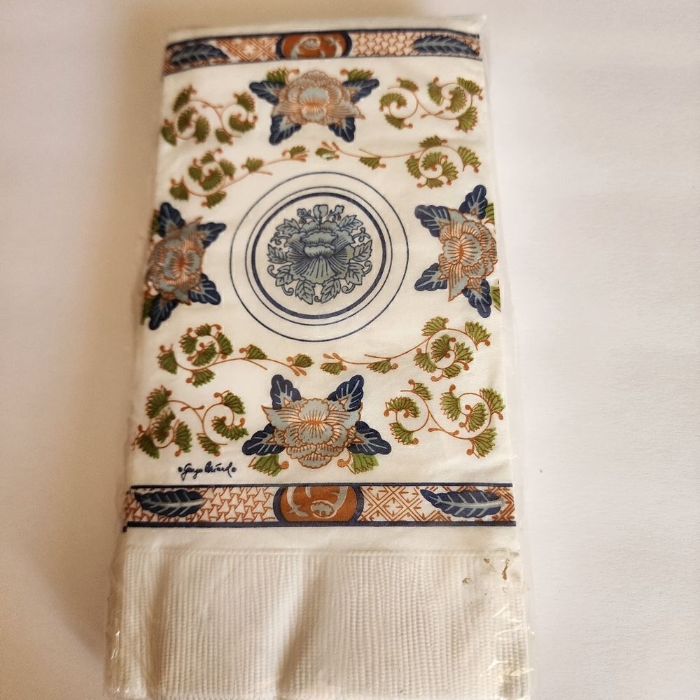 3 For $15 Contemporary 16 Guest Towels Tissue Napkins NWT